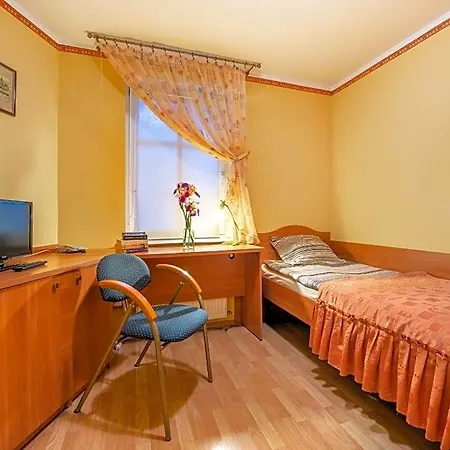 Alexander 3*