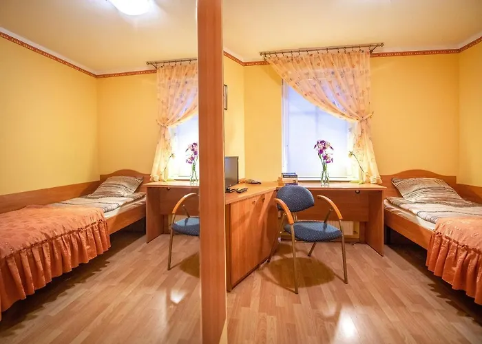 Alexander Bed & Breakfast 3*