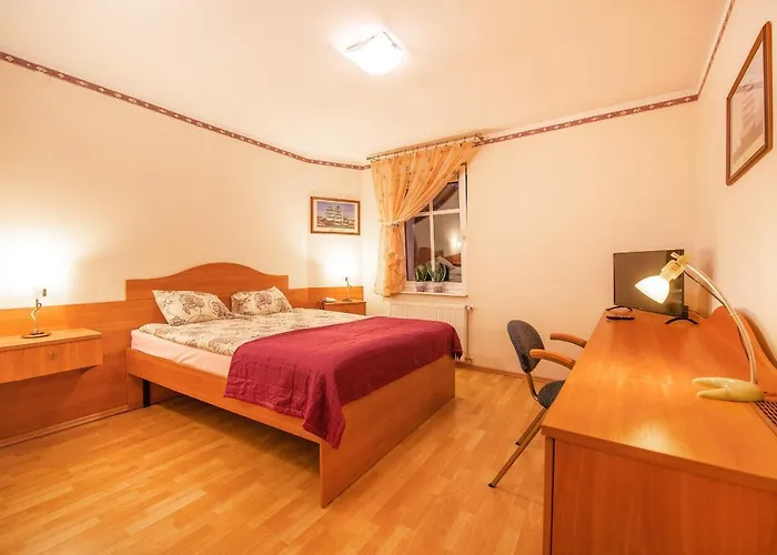 Alexander Bed & Breakfast